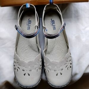 JBU By Jambu Women's Deep Sea Encore Flats In Light Grey  Size 9.5 NWB